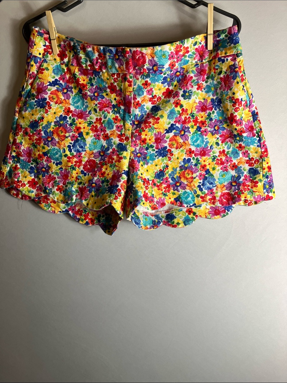 Attyre Floral Scallop Hem High Waist Shorts - Yellow Multi
